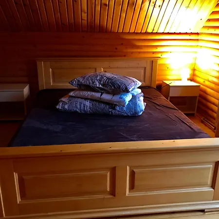 під пікуєм Апартаменти *